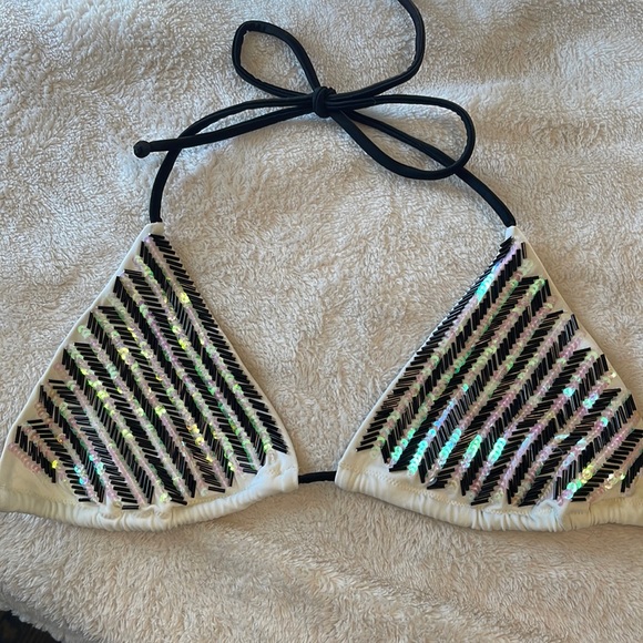 Victoria's Secret Other - Sequin bikini top from Victoria’s Secret, size Medium! Like new!
